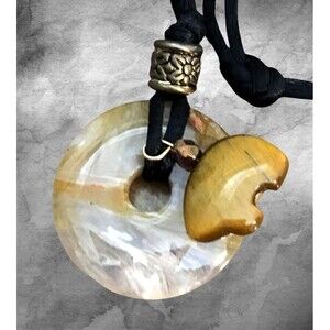 Chic 36-Inch Gemstone Donut Pendant Necklace - Gray, Red, and Caramel Swirls